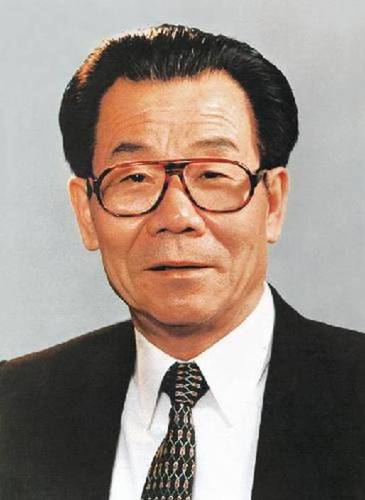 李瑞环（中国人民政治协商会议第八、第九届全国委员会主席）