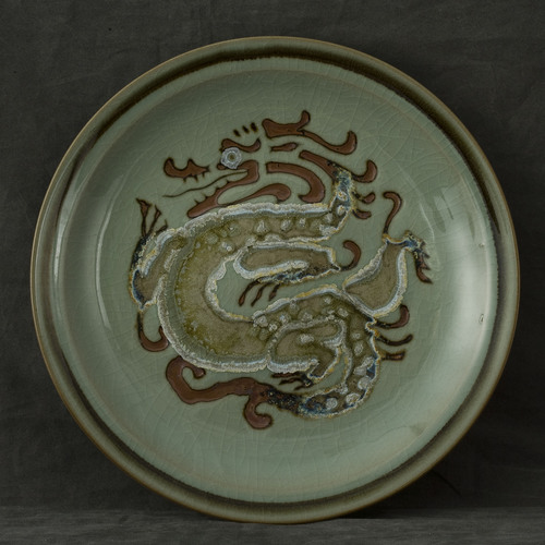 哥窑龙纹盘1