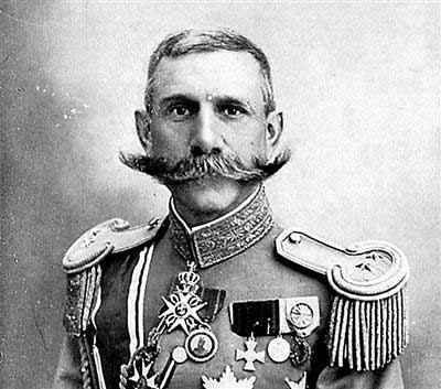 图为挪威人蒙特