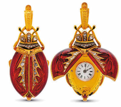 瑞士制造，18K金及珐琅镶钻石甲虫形时针，配隐藏表盘，约1890年制，在香港佳士得2013年春拍中以17.5万港元成交(约合人民币14万元)。