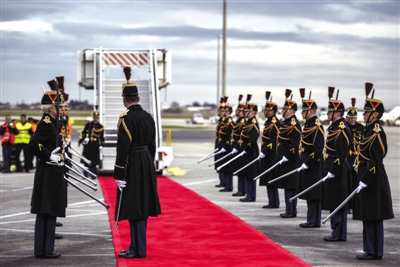 点击进入下一页