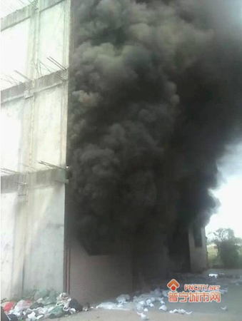 广东普宁一内衣厂发生火灾11人死亡-3