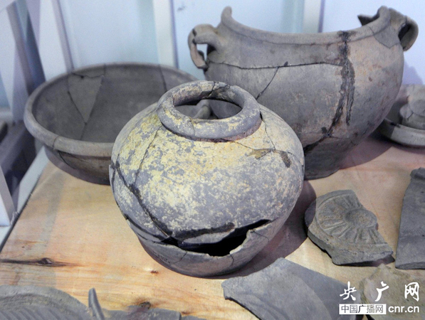 成都摩诃池遗址出土陶器现“WiFi图标”-3