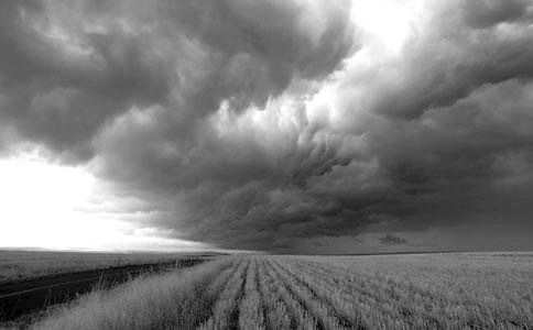 南方持续遇强降雨-专家称今年将发生厄尔尼诺事件3