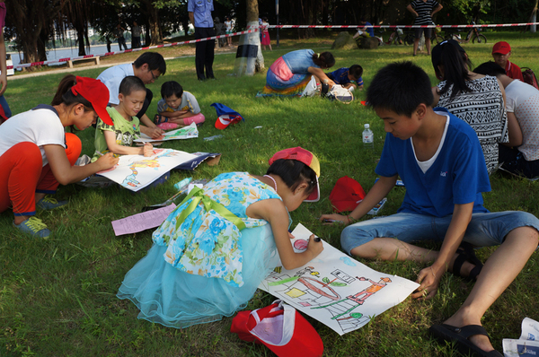 正在比赛中的同安特教学校的小选手们