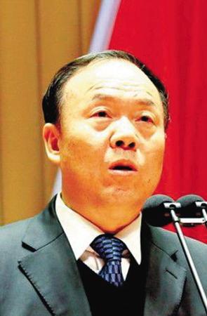 李?；?，1957年8月生，汉族，湖北孝南人，在职硕士研究生。1976年10月加入中国共产党。2012年1月至今担任孝感市人大常委会主任，三届孝感市委委员。