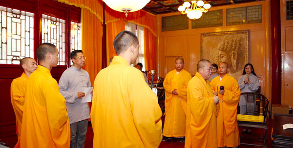 疯狂英语李阳皈依佛门-少林寺称：并未出家4