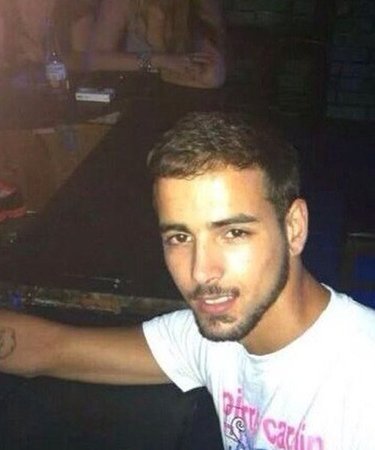 阵亡23岁的阿迪-布里加生前照片。