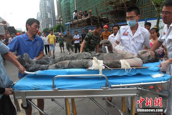 厦门在建商场坍塌4