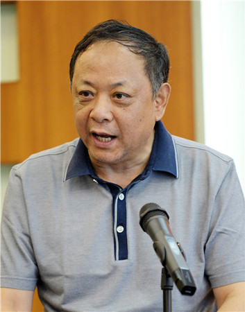 08国务院发展研究中心研究员、企业所原所长陈小洪_副本