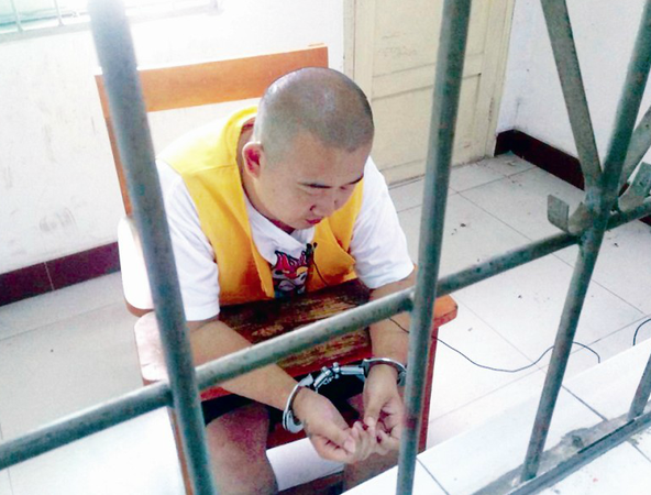 　卖淫团伙头目倪某落网。