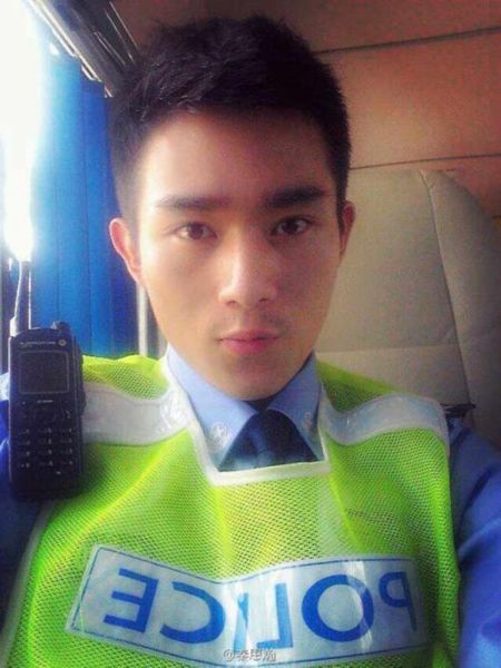 成都最帅交警