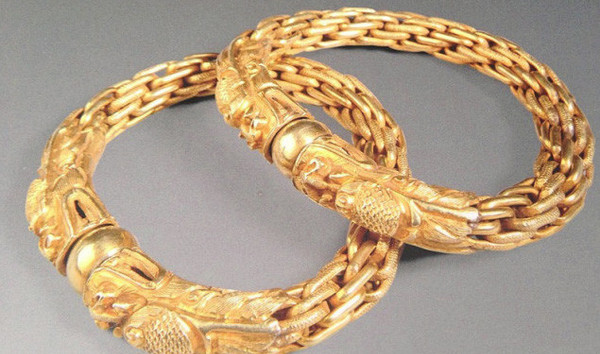 金套链双龙戏珠镯