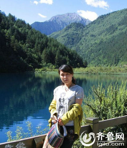 试卷出题者是山东师大附中英语老师谢卉。