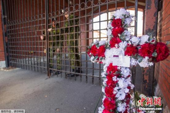 988027d7c1614416a6f55142d1fa06d2 988027d7c1614416a6f55142d1fa06d2