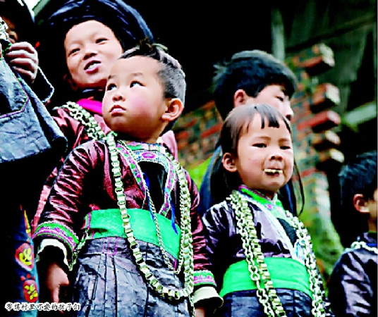 宰荡村里可爱的孩子们