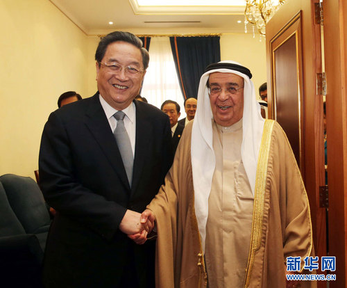 11月6日，正在巴林进行正式友好访问的全国政协主席俞正声在麦纳麦会见巴林副首相穆罕默德。 新华社记者刘卫兵摄