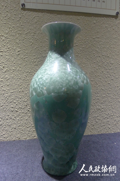 博山现代琉璃制品三_副本