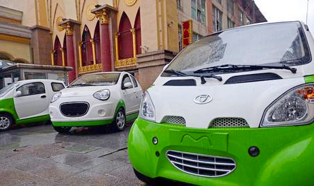 长沙“微公交”只租不售：2人座车2400元一年3