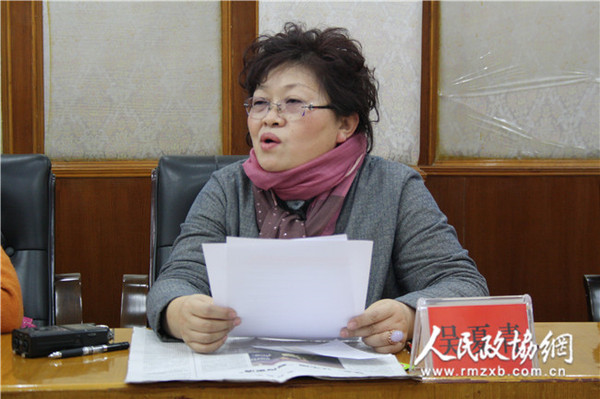 新乡市政协委员、河南省老区建设促进会妇女工作委员会副主任吴夏青_副本