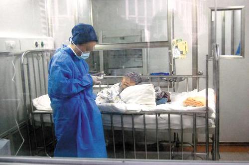 五岁小则接受自体脐血移植