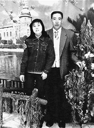 周作堂和妻子生前合影。资料图片