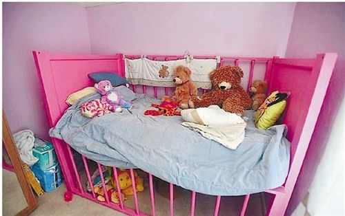 成人幼儿园提供各种玩具