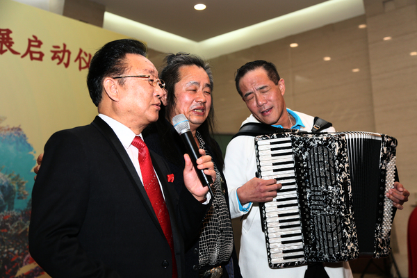 艺术家们同台献艺