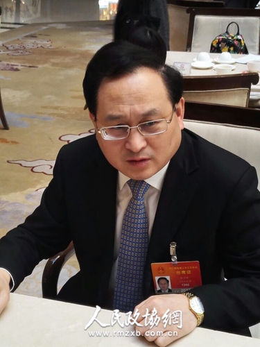 全国人大代表、山东省德州市委副书记，市长杨宜新原图_副本