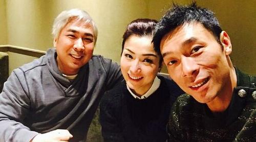 郑秀文(微博)首次公开承认已经完婚