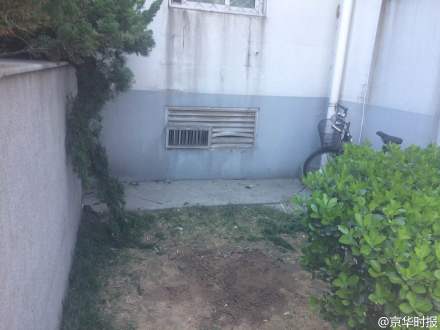 人大一学生跳楼身亡-系半年内第2次跳楼事件4