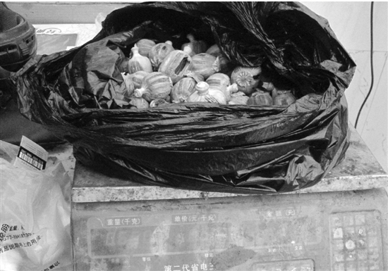 商家用猪肉假冒牛肉-用罂粟壳做卤味可致慢性中毒3