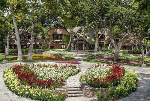 杰克逊梦幻庄园将被出售 标价1亿美元