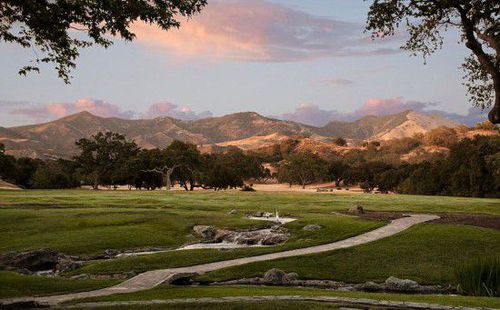 《华尔街日报》报道称，偿还杰克逊债务的公司已经对“梦幻庄园”进行重新整修，最终将其上市出售。