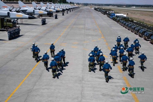 你会随时待命准备紧急战斗起飞。杨松松 摄