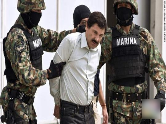 墨西哥最大毒枭通过淋浴区1.5公里暗道越狱2 墨西哥最大毒枭通过淋浴区1.5公里暗道越狱2