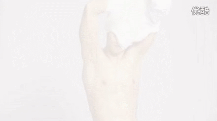 女生看宁泽涛游泳，相当于男生看林志玲洗澡