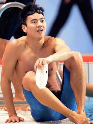 女生看宁泽涛游泳，相当于男生看林志玲洗澡