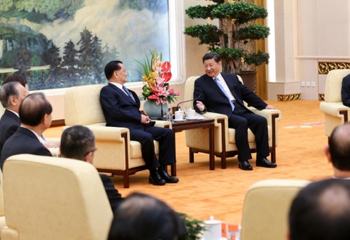 习近平总书记会见台湾各界代表人士