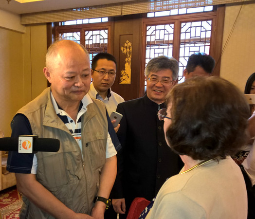 埃德加斯诺 后人 谢立全