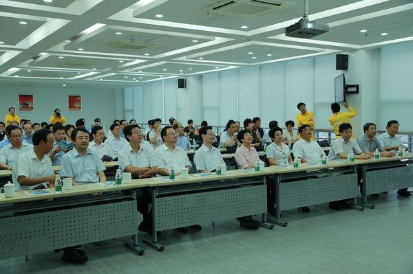 江苏省政协召开主席会议 督办大气污染防治重点提案1