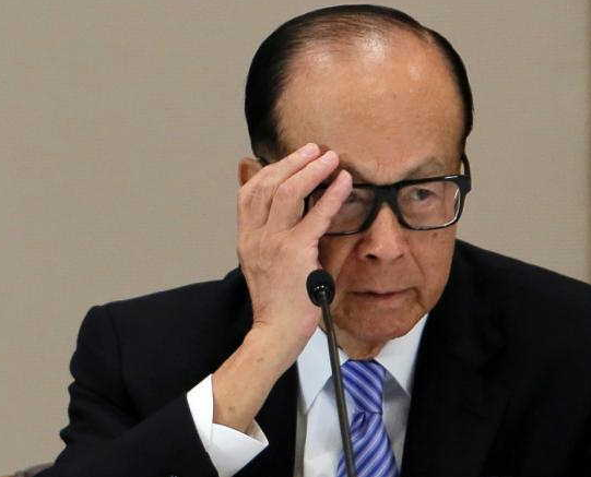 李嘉诚再次重组资产全部搬离中国