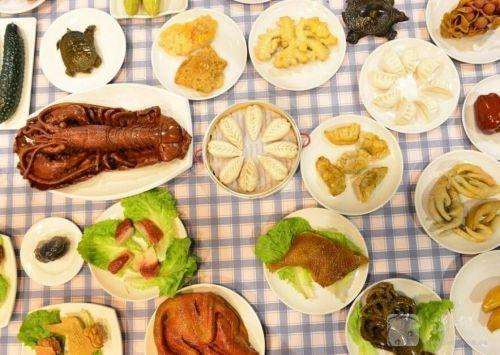 夫妻做满汉全席-12年花2000多万做石雕“满汉全席”3