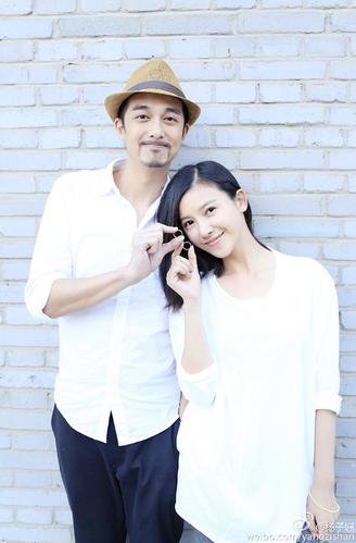 杨子姗吴中天曝婚讯 明年办婚礼