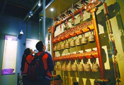 故宫光鲜文物遭遇修复尴尬事