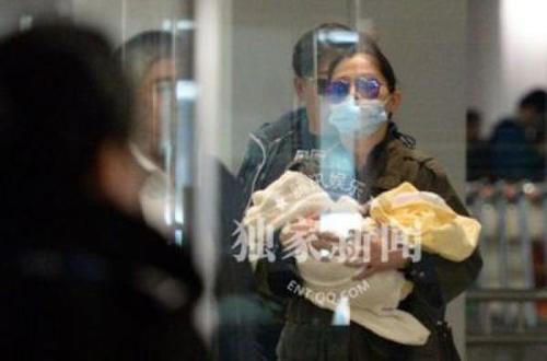 梅婷二胎孩子曝光 怀抱二胎宝宝状态不错（图）