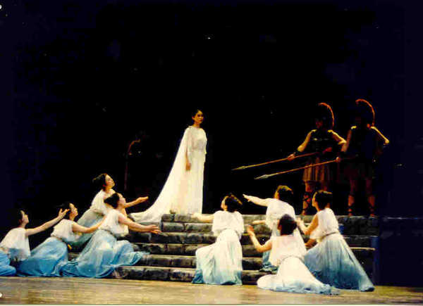 《安提戈涅》剧照