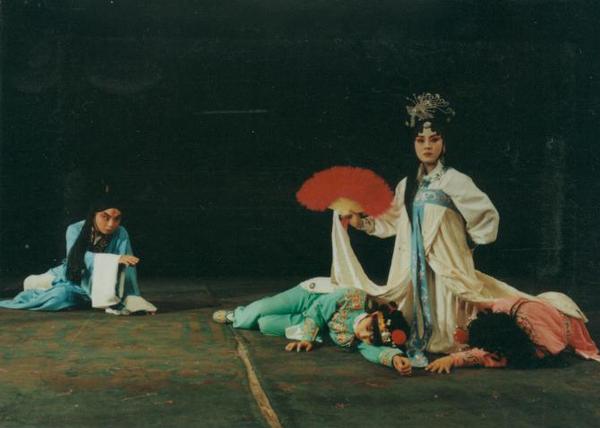 《美狄亚》（河北梆子）剧照