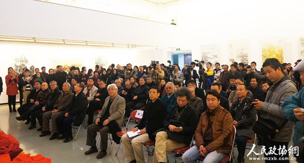 1  邵晓峰教授晋京书画展开幕式现场_副本