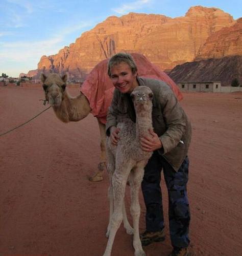 男子离婚游历107国家